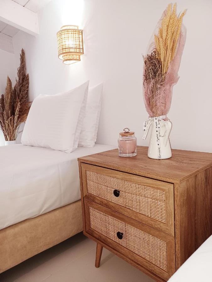 Iriana Seaside Luxury Penthouse Apartment Nikiana