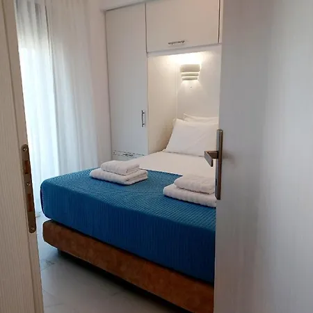 Iriana Seaside Luxury Penthouse Apartment Nikiana Exterior photo